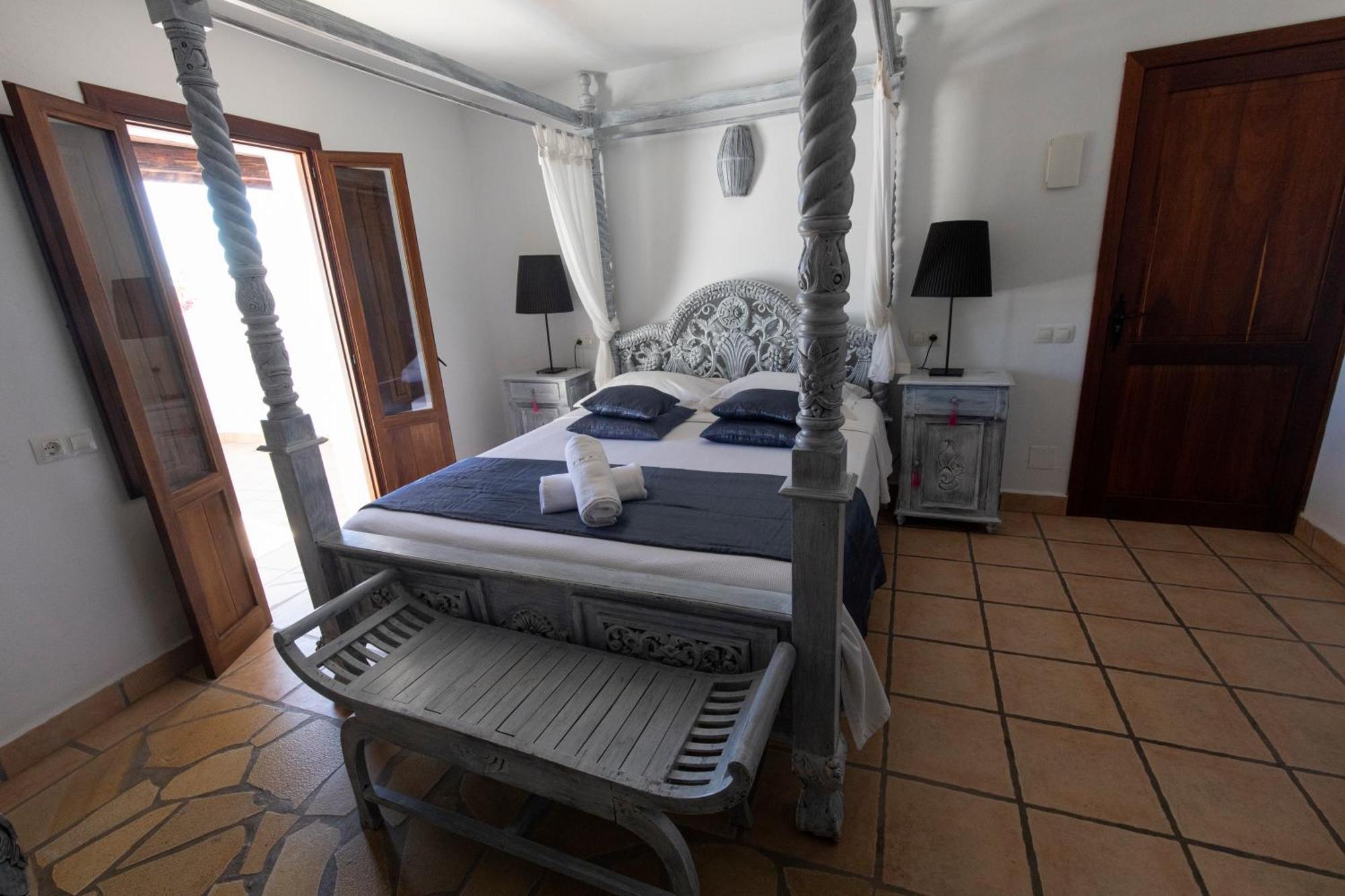 Buenavista Suites Hotel Boutique Santa Eulària des Riu Εξωτερικό φωτογραφία