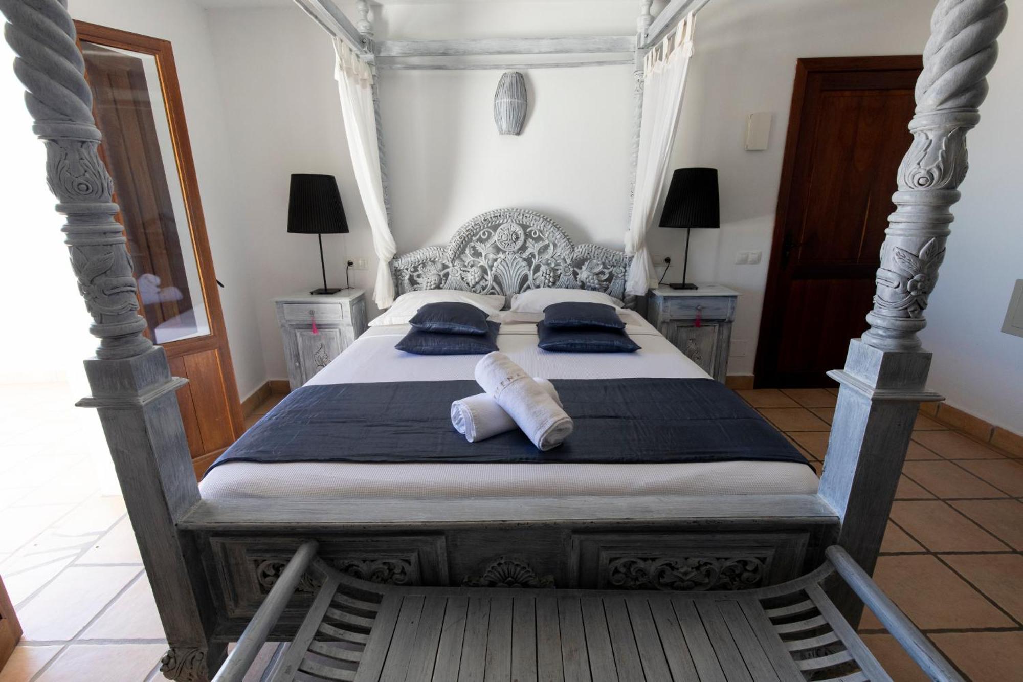 Buenavista Suites Hotel Boutique Santa Eulària des Riu Εξωτερικό φωτογραφία